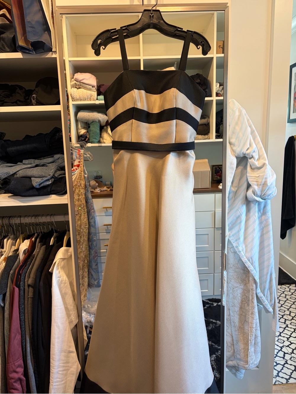 Tina di Martina Elegant Black and Cream Maxi Dress